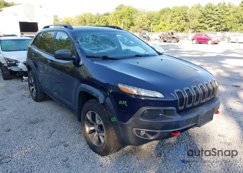 2015 Jeep Cherokee Trailhawk z USA, uszkodzony, nr VIN 1C4PJMBS5FW605123